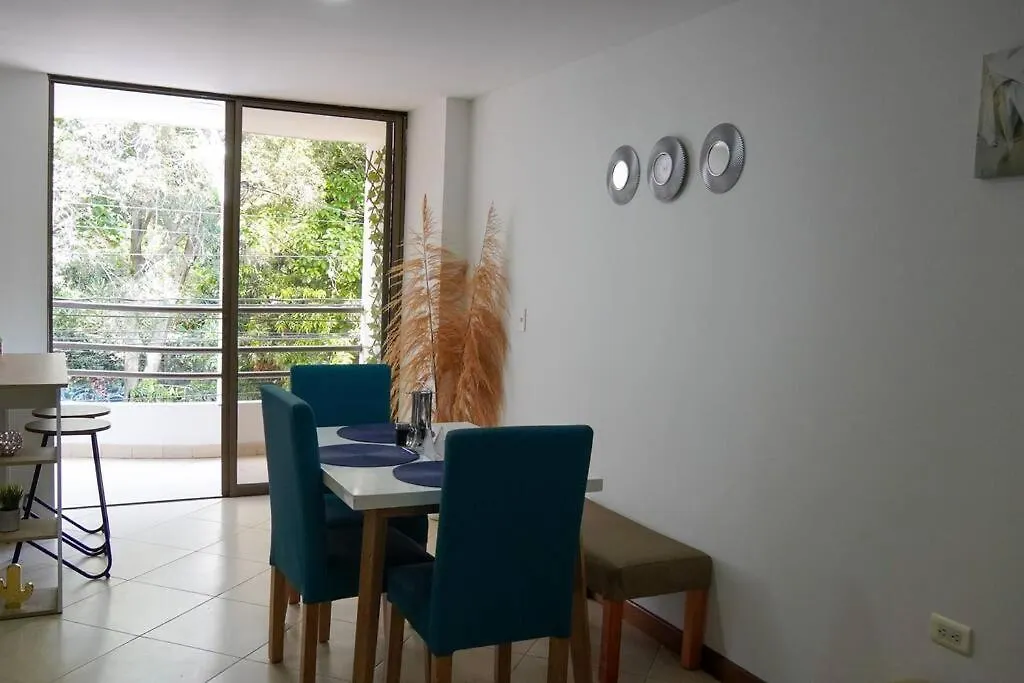 Apartamento Lujoso Y Vintage Cerca Al Poblado Medellín Lejlighed